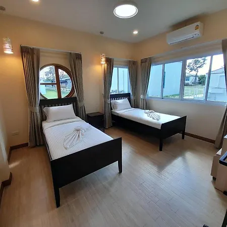 ถึงเที่ยงวัลเลย์เขาใหญ่ Villa Ban Bung Toei Luaran gambar