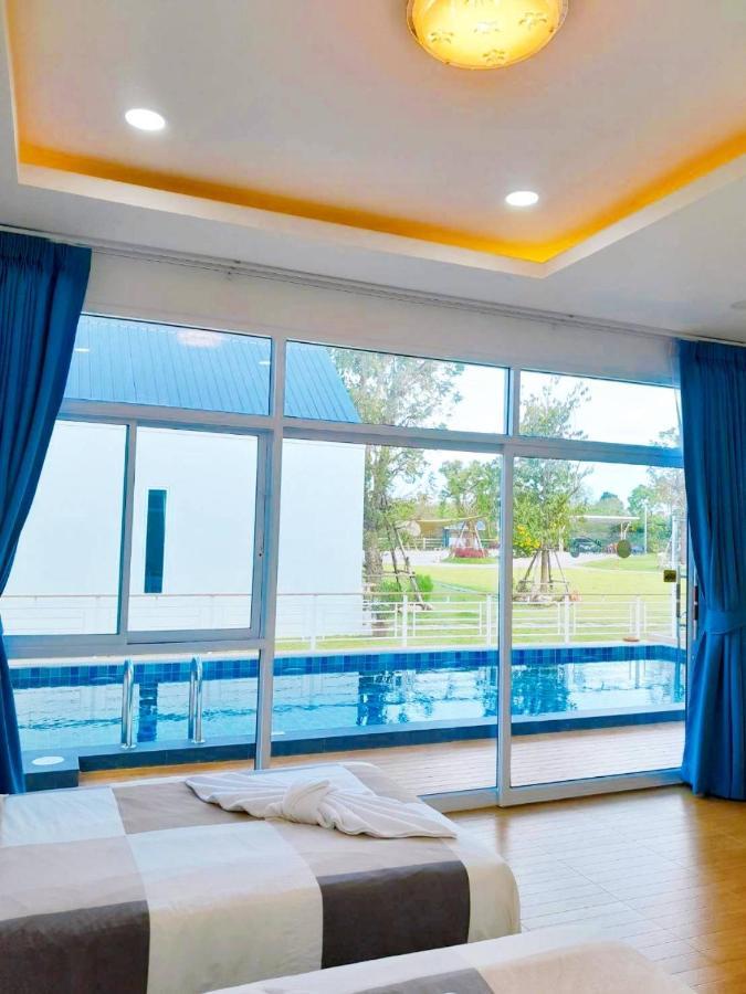 ถึงเที่ยงวัลเลย์เขาใหญ่ Villa Ban Bung Toei
