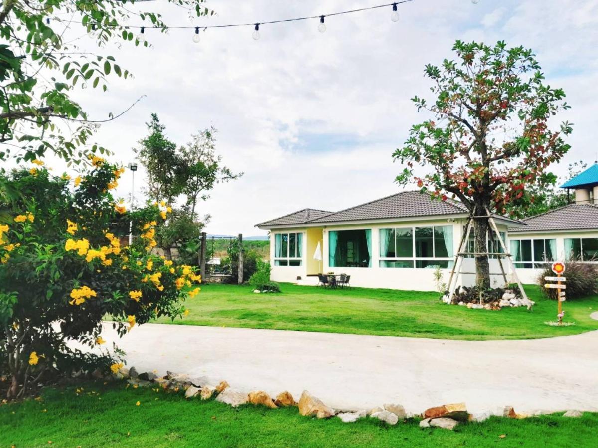 Villa ถึงเที่ยงวัลเลย์เขาใหญ่ *