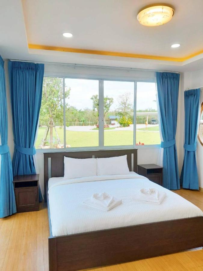 Villa ถึงเที่ยงวัลเลย์เขาใหญ่